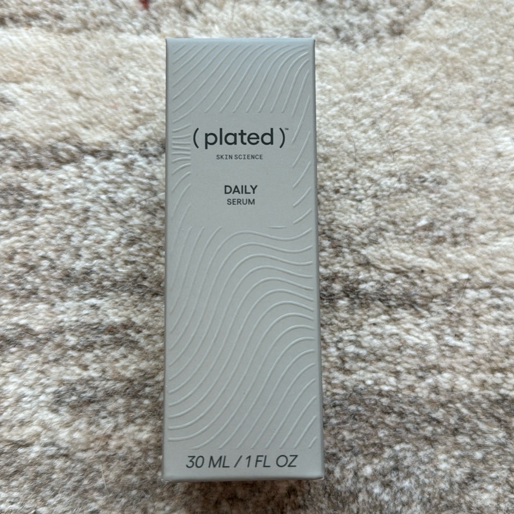 New in Box Rion Aesthetics Plated Skin Science Daily Intense Serum